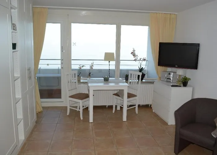 1-78, Seeseite, Haus Metropol, 4 Etage